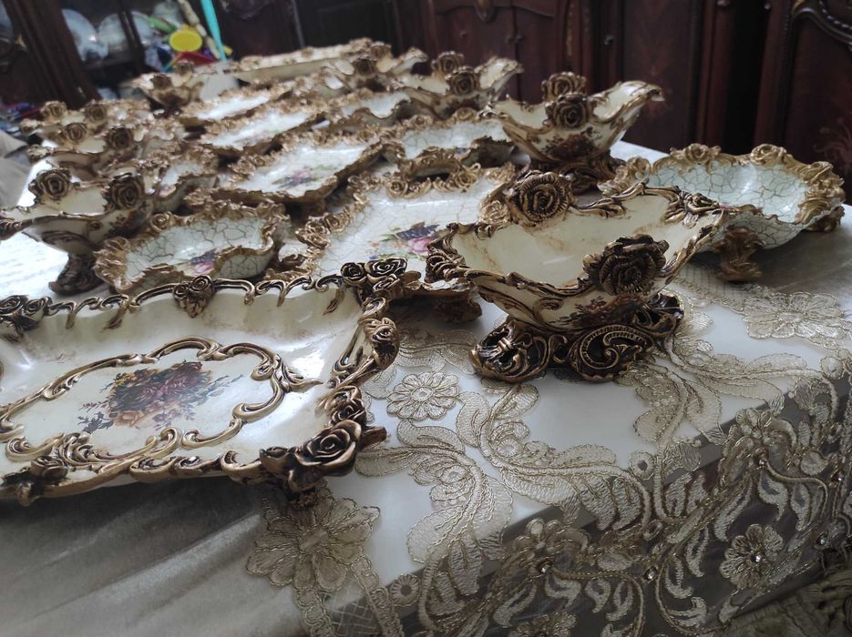 Очень красивые вазы 2 набора