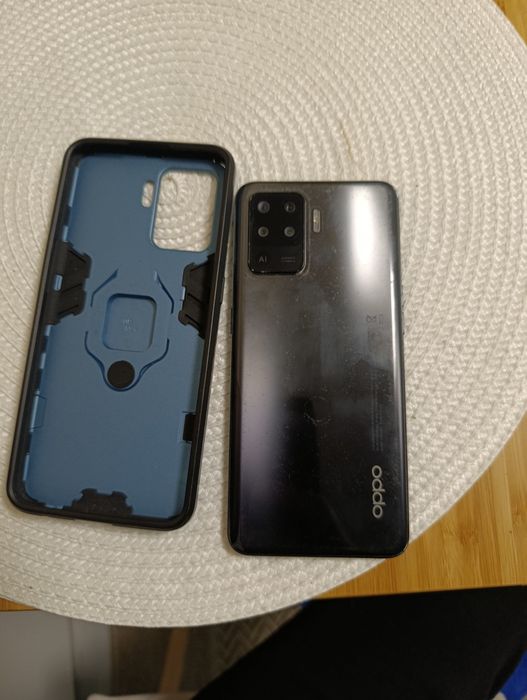 Vand telefon Oppo reno 5lite. Este folosit dar in stare ff buna.