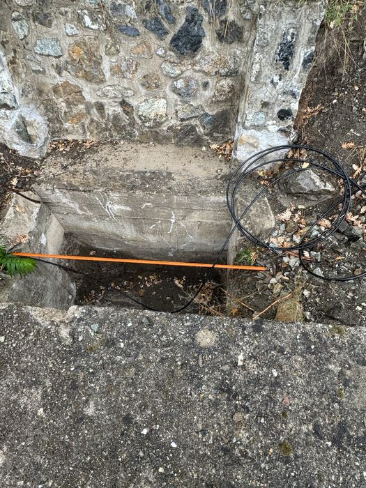 Teren intravilan de vanzare Clisura Dunarii ( Eselnita-Dubova )