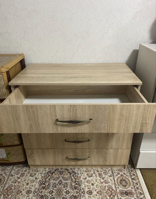 Комод б/у в хорошем состоянии