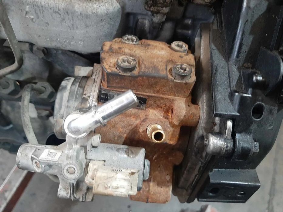 pompa inalta 1.6 d d4162t volvo v40 ford focus 3  5ws40893  a2c59513831
