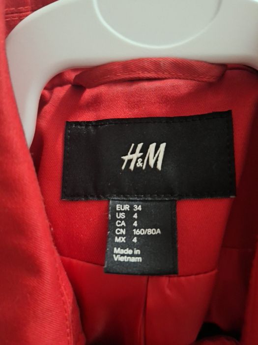 Pardesiu roșu H&M