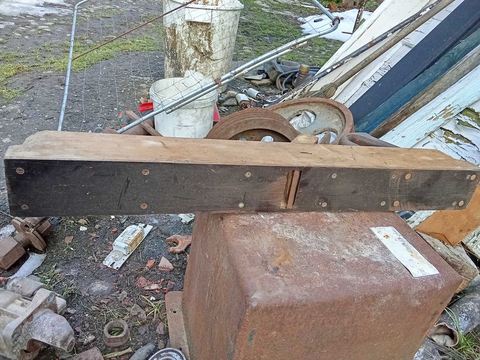 Rindea de lemn in stare buna