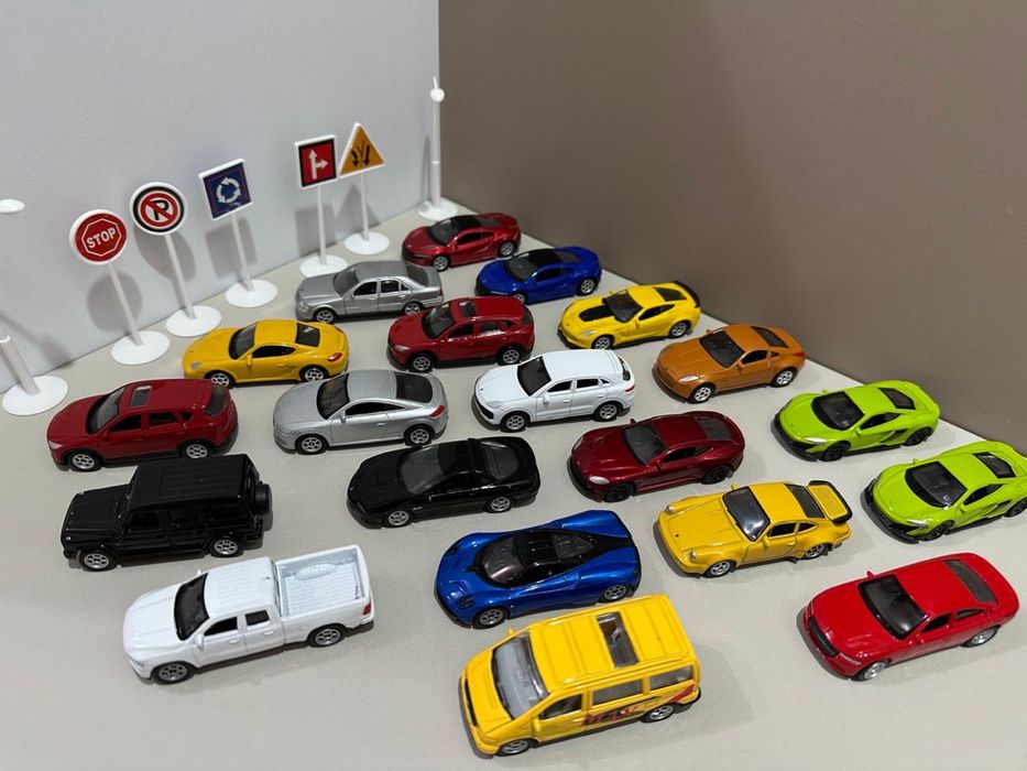 Коллекционные машинки welly