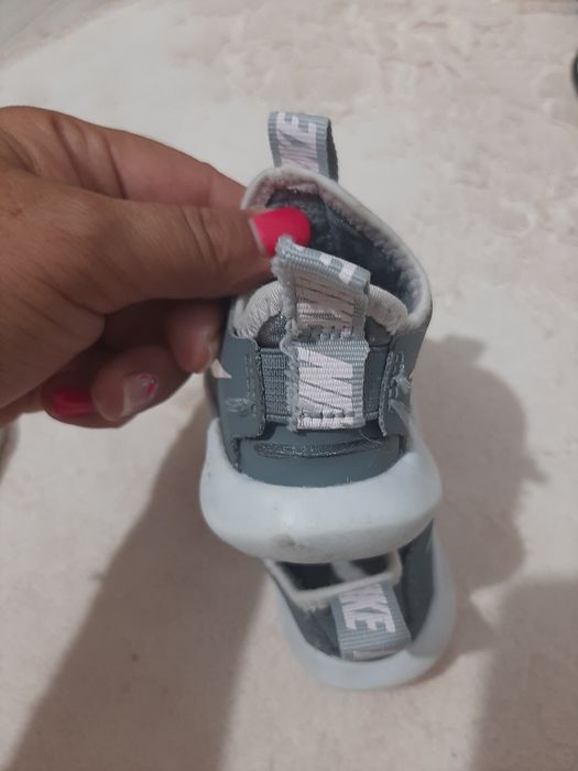 Маратонки Adidas superstar, nike, puma и zara