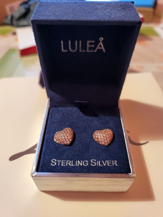 Обеци сърца с камъчета сребърни