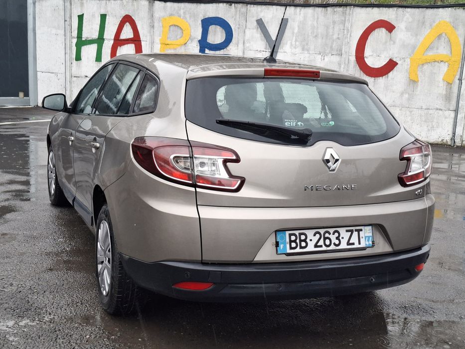 Renault megane 1.5 dci 110cp model 2011  1990E