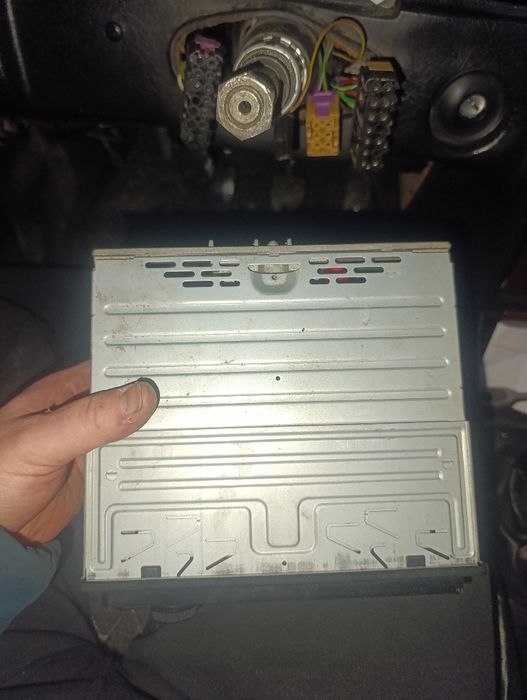 Продам автомагнитолу