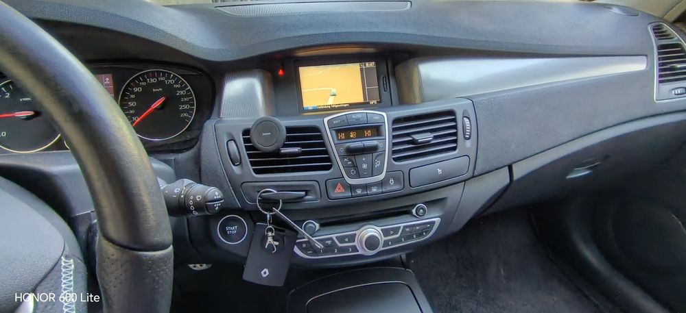Renault Laguna 3 GT – 2.0 dCi 150 CP – 4Control – 2011