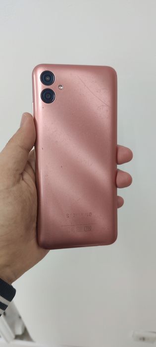 Продам Самсунг А04Е.