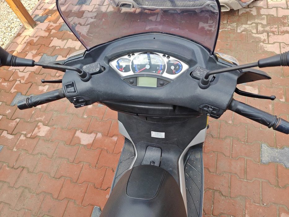 Vând Yamaha x- max 250cc , 2007