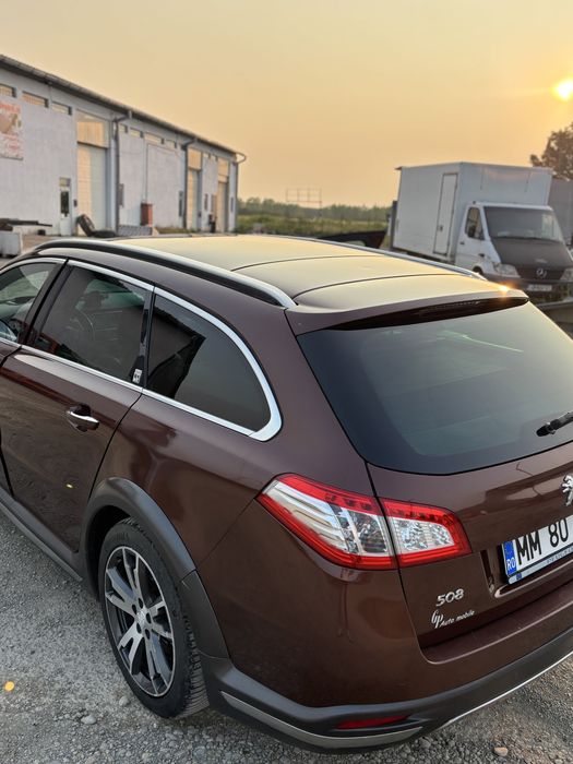 Vând Peugeot 508 RXH Hybrid 4X4