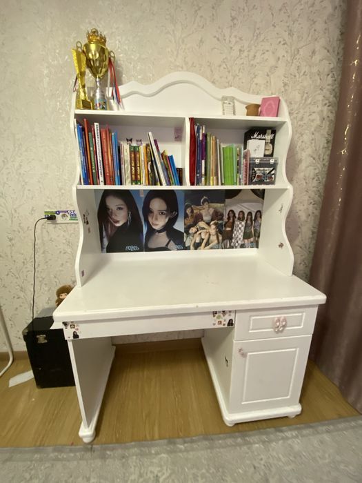 Продам стол из настоящего дерева