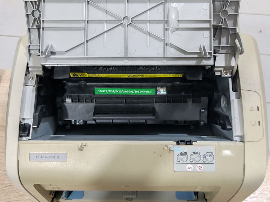 принтер дешево продам срочно