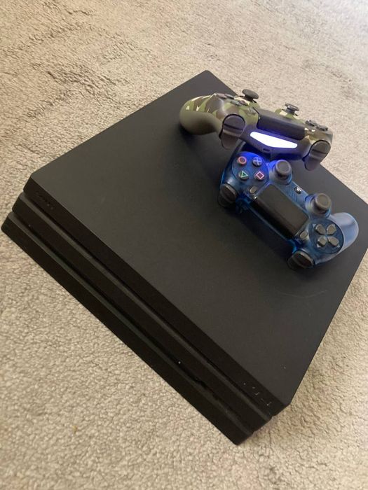 Ps 4 pro 1 tera.