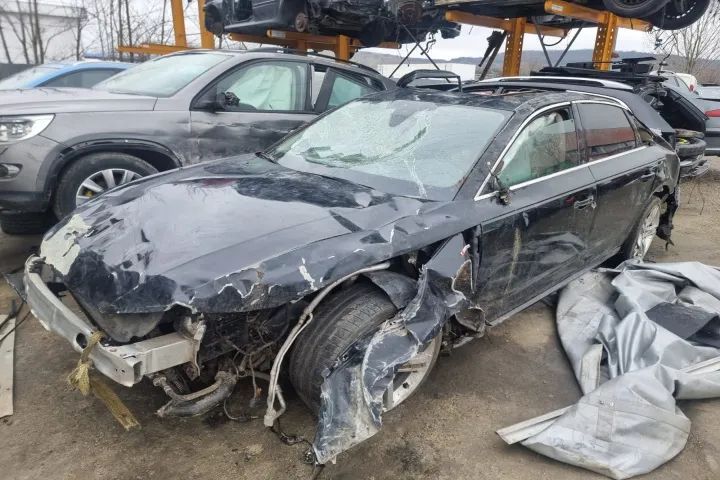 Pompa benzina rezervor injector injectoare pompa inalte carcasa filtru aer debitmetru aer Audi a4 B9 2017 motor 2.0tfsi 252cp CYMC euro 6 dezmembrez dezmembrari piese