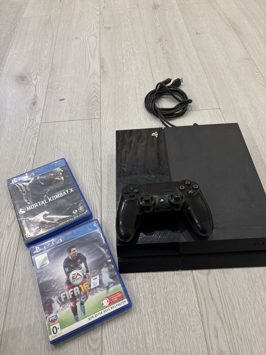 Playstation 4 Срочно продаю