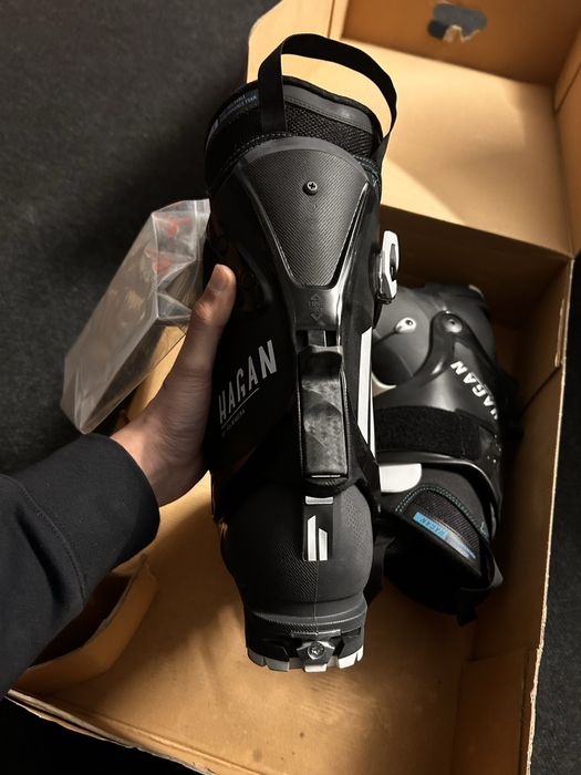 Clapari tura Hagan Pure de vanzare