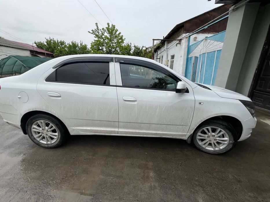 Продается Кобальт 2024 год 10 декабр