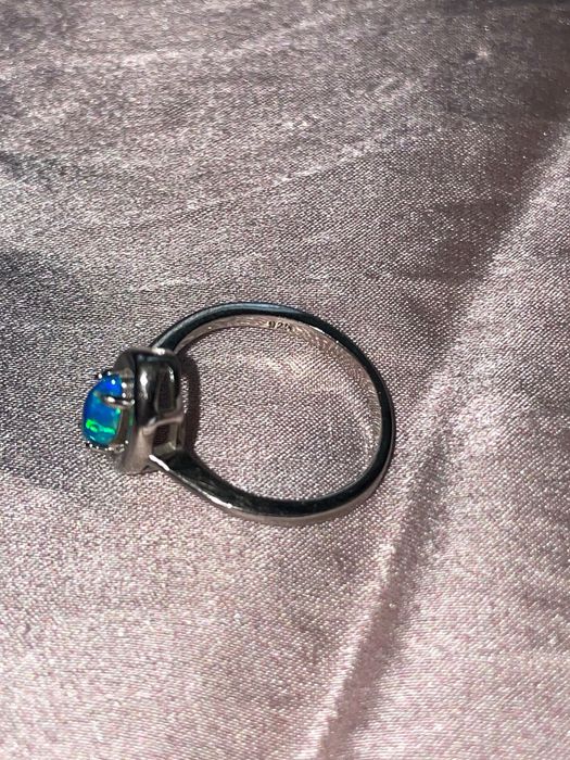 Сребърен пръстен със син опал Австралийски нов