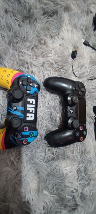 Playstation 4 pro 1TB