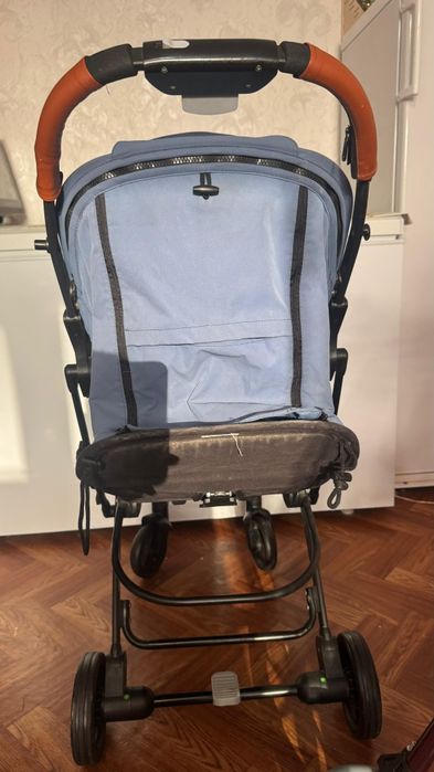 Детская коляска.