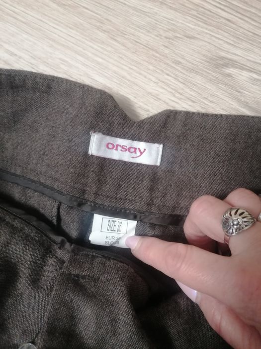 Pantaloni femei, mărime 36