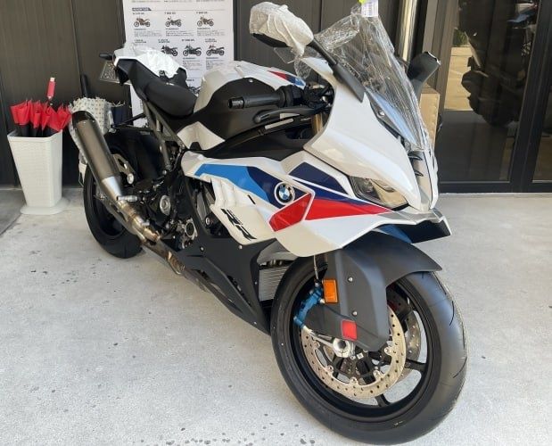 BMW S1000RR M Package 
Год 2026 
Пробег 0 новый 
Цена 28.000$