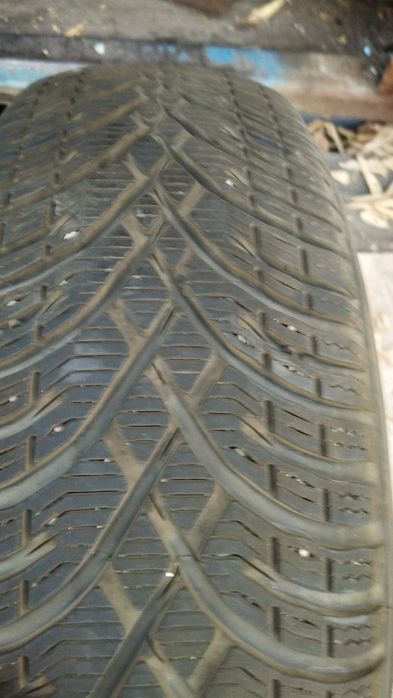 Шины 4 штуки все сезон