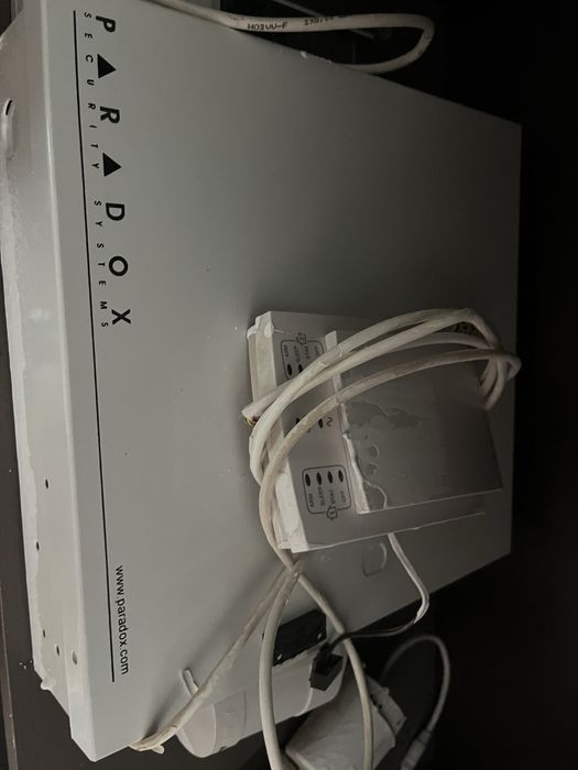 Аларма Paradox в много добро състояние