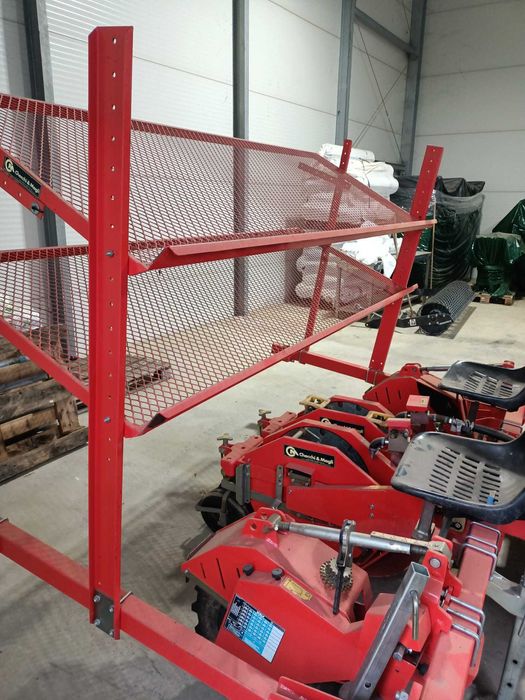 Se vinde masina plantat rasaduri pefolie mulcire