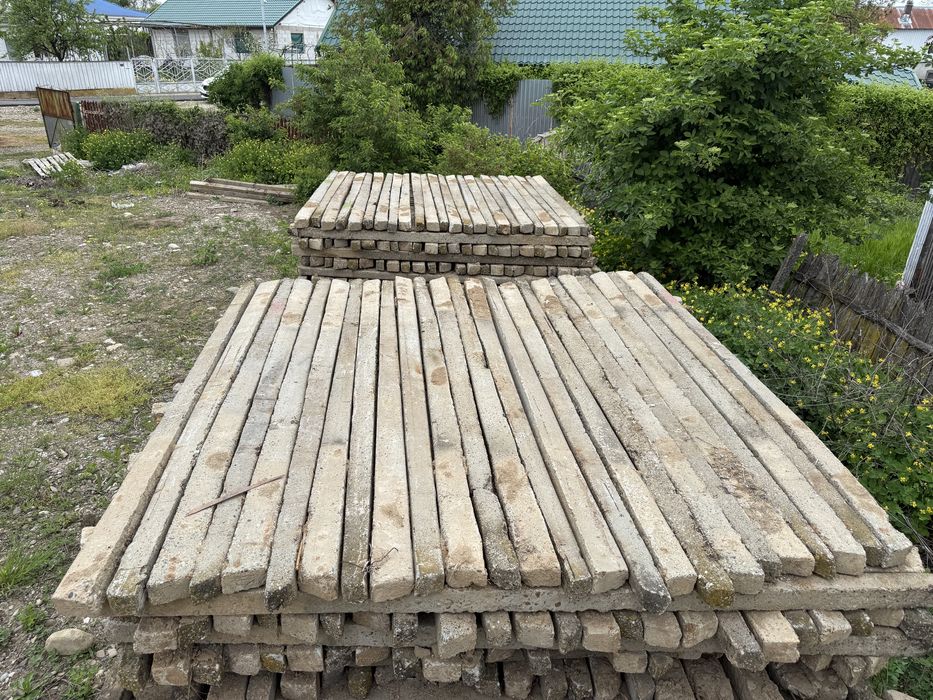 Vand spalieri de beton pentru vie sau gard