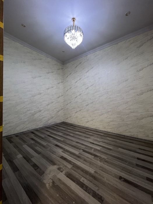 Андижонда янги бозор якинида 3 хонали новостройка