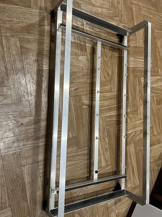 Open frame за дънна платка и видео карти