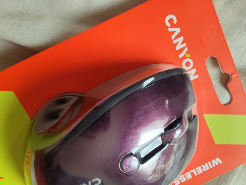 Mouse wireless Canyon MW-01 cu 6 butoane,1600DPI,3milioane clicuri,nou
