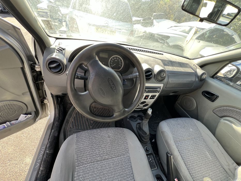 Dacia Logan 1.5 DCI на части