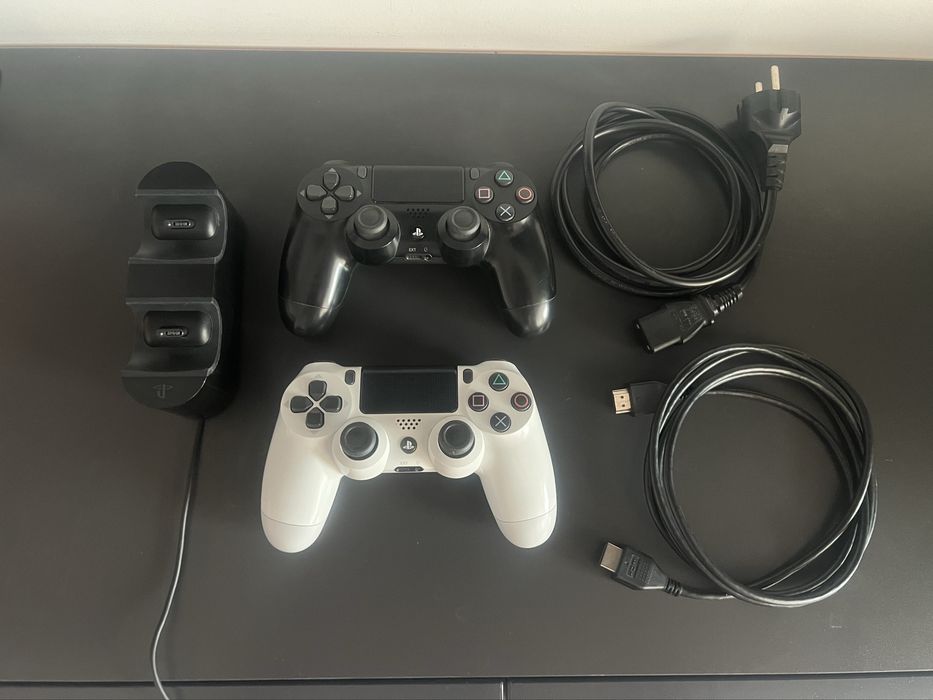 PlayStation 4 pro 1Tb