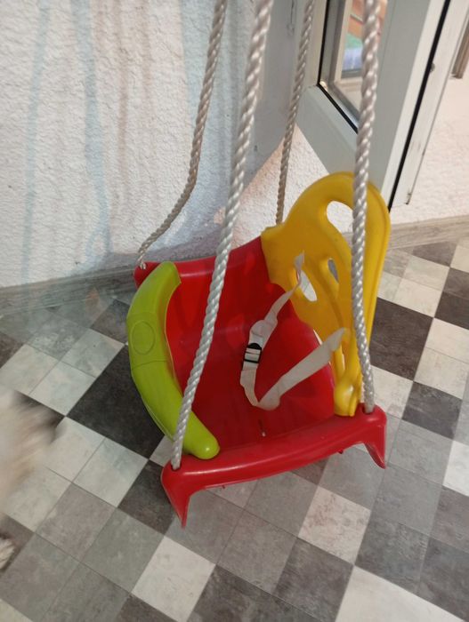 Vând leagăn copii cu protecție