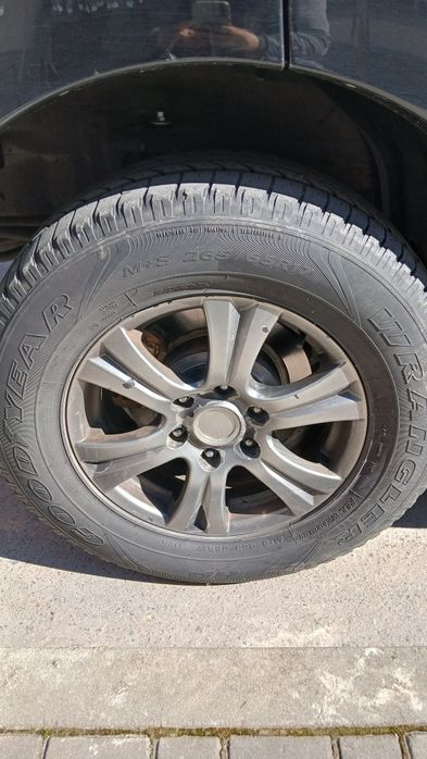 Гуми с джанти за Паджеро265/65/17 всесезонни