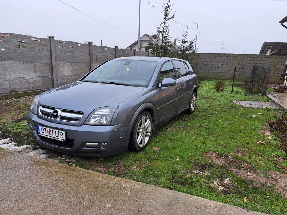 Vând Opel Signum 1.9 CDTI 150 CP