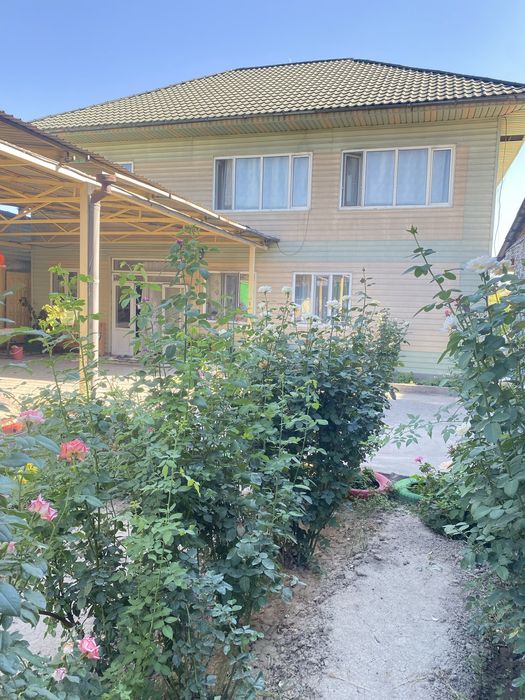 Продается дом в центре города