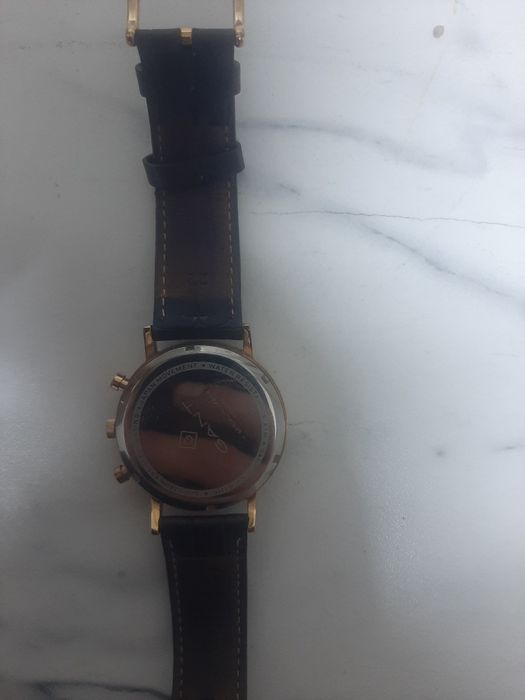 Продам часы gant