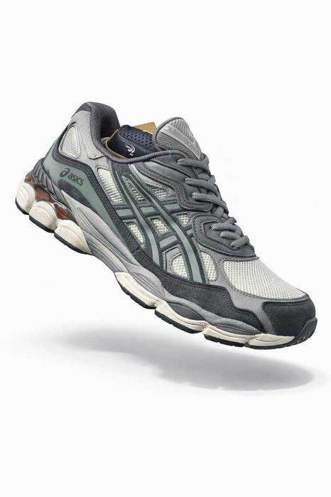 Кроссовки Asics Gel-NYC, размеры от 40 до 45.