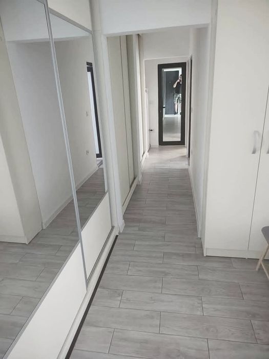 Apartament de 3 camere sosesua buzaului renovat complet