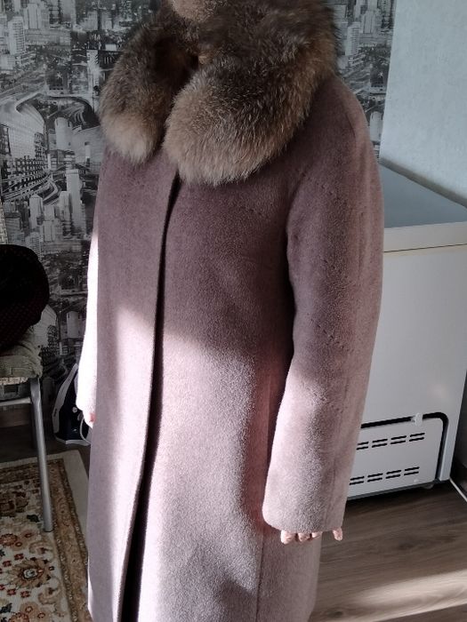 Продам пальто женское