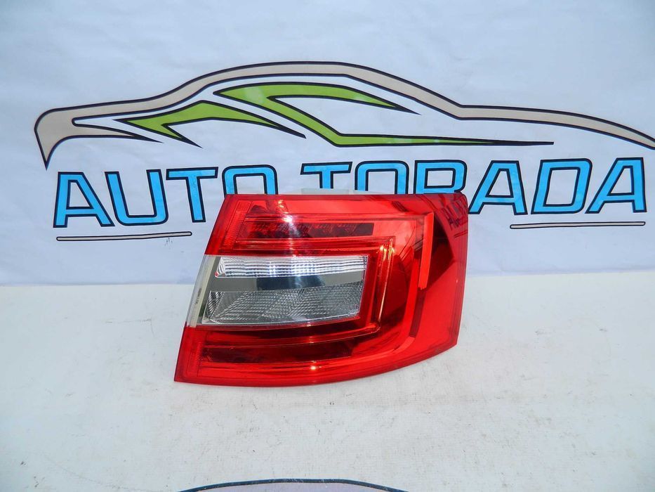 Stop dreapta Skoda Octavia 3 Sedan cod 5E5945096B