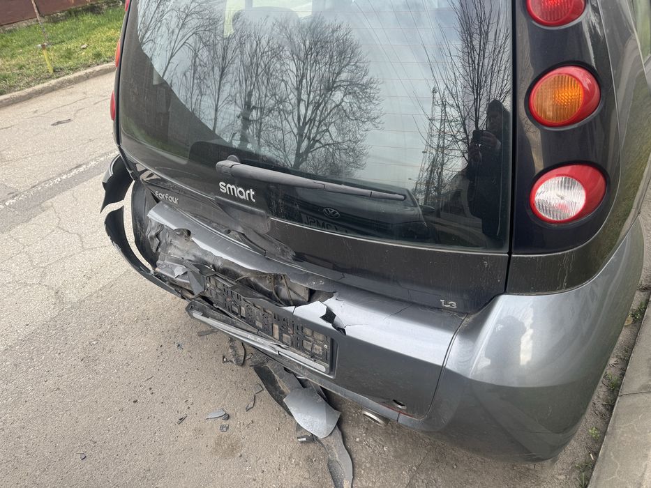 Smart forfour 1.3 benzina , avariat spate si fata