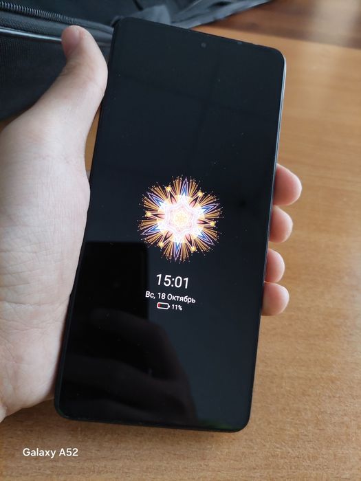 Обменяю xiaomi redmi note 12 pro 5G. Читать описание.