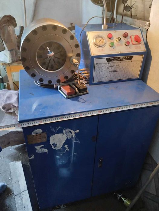 Опрессовочный станок для гидрошлангов