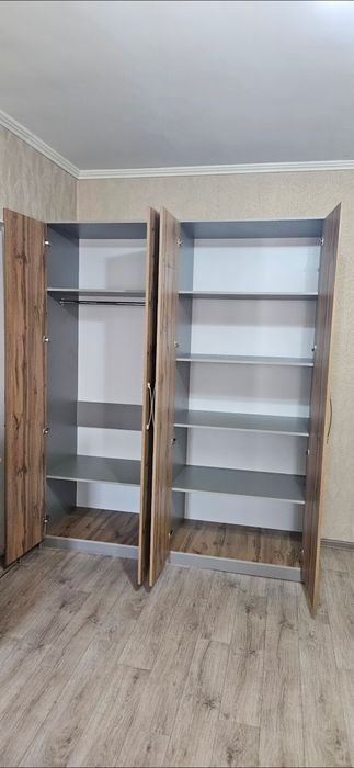 Шкаф гардеробный